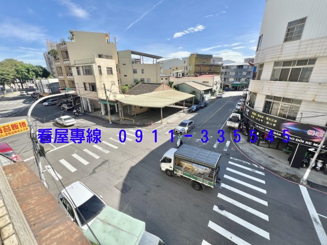 圓環內12米路店住2088萬照片12